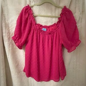 CeCe pink blouse size medium can be worn on or off shoulders